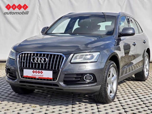 AUDI Q5 2.0 TDI quattro Sline