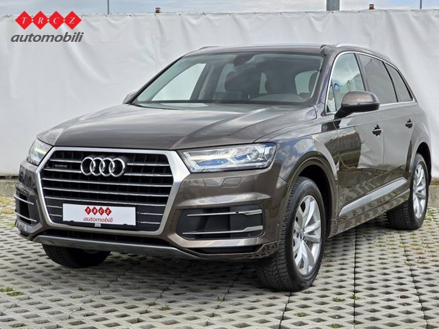 AUDI Q7 3.0 TDI quattro