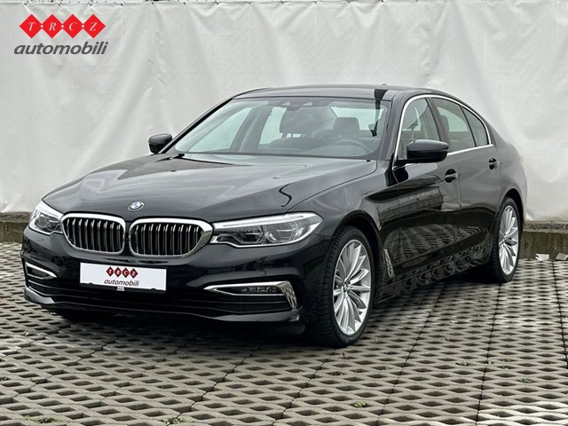 BMW SERIJA 5 530d xDrive Luxury line