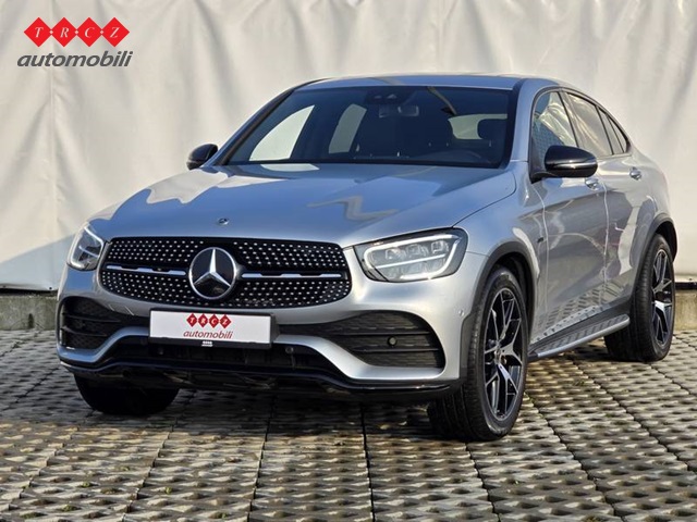 MERCEDES GLC COUPE 300de AMG