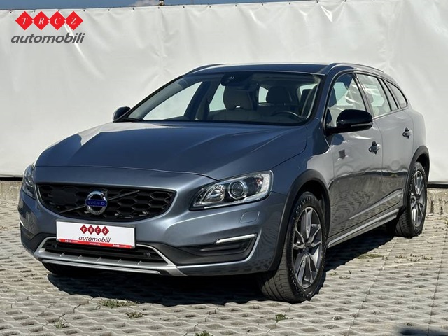 VOLVO V60 Cross Country 2,0 D3